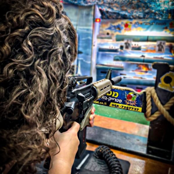 02E8D669-B05A-4FAD-A663-5E552BEB8316